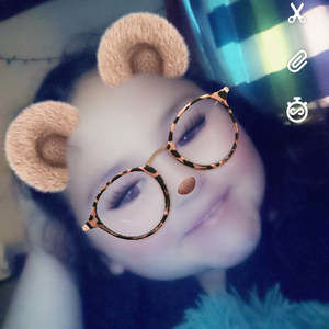 Meet your Posher, Lola